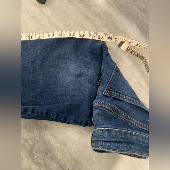Old Navy Size 2 High Rise Rockstar Skinny Stretch Medium Wash Denim Jeans - Picture 7 of 11